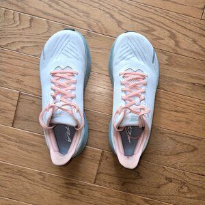 AltraFWD Experience Women's Road-Running Shoes in White